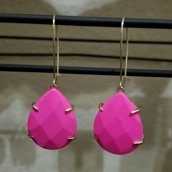 Rare Kendra Scott Neon Pink Allison Earrings Gold - Picture 1 of 2